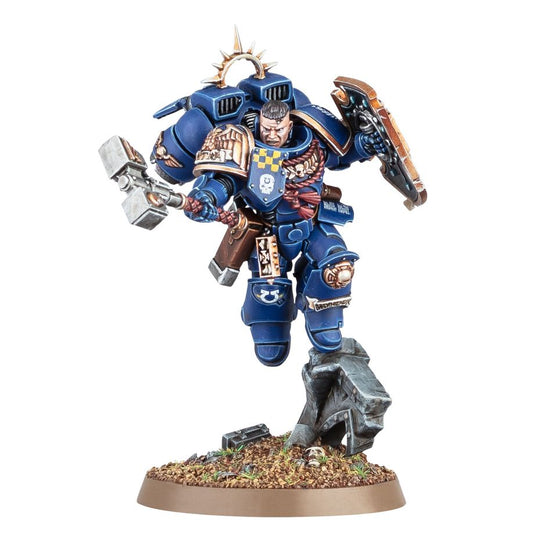 Warhammer 40,000: Space Marine Captain with Jump Pack and Relic Shield
